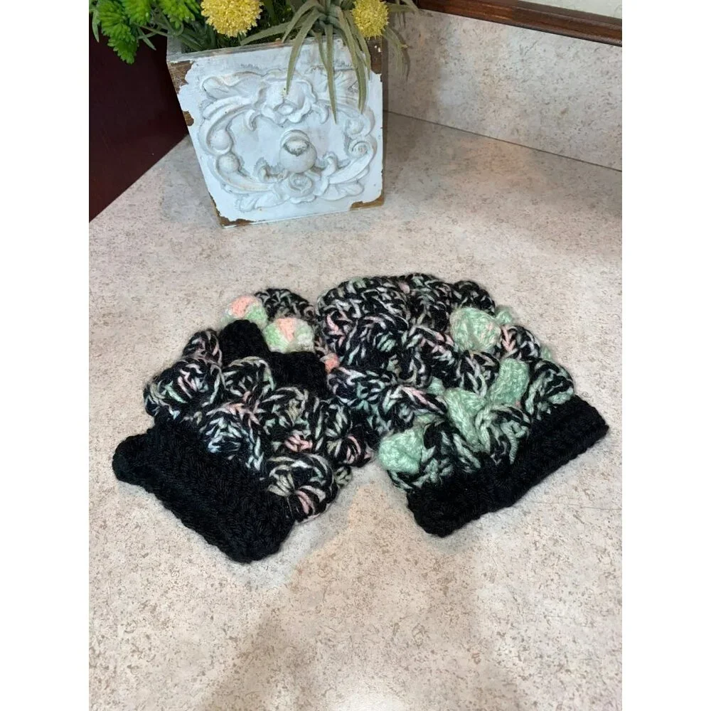 Handmade Hand Knit Black Multi 80’s Print Yarn Knit Hand Warmers Fingerless Glov